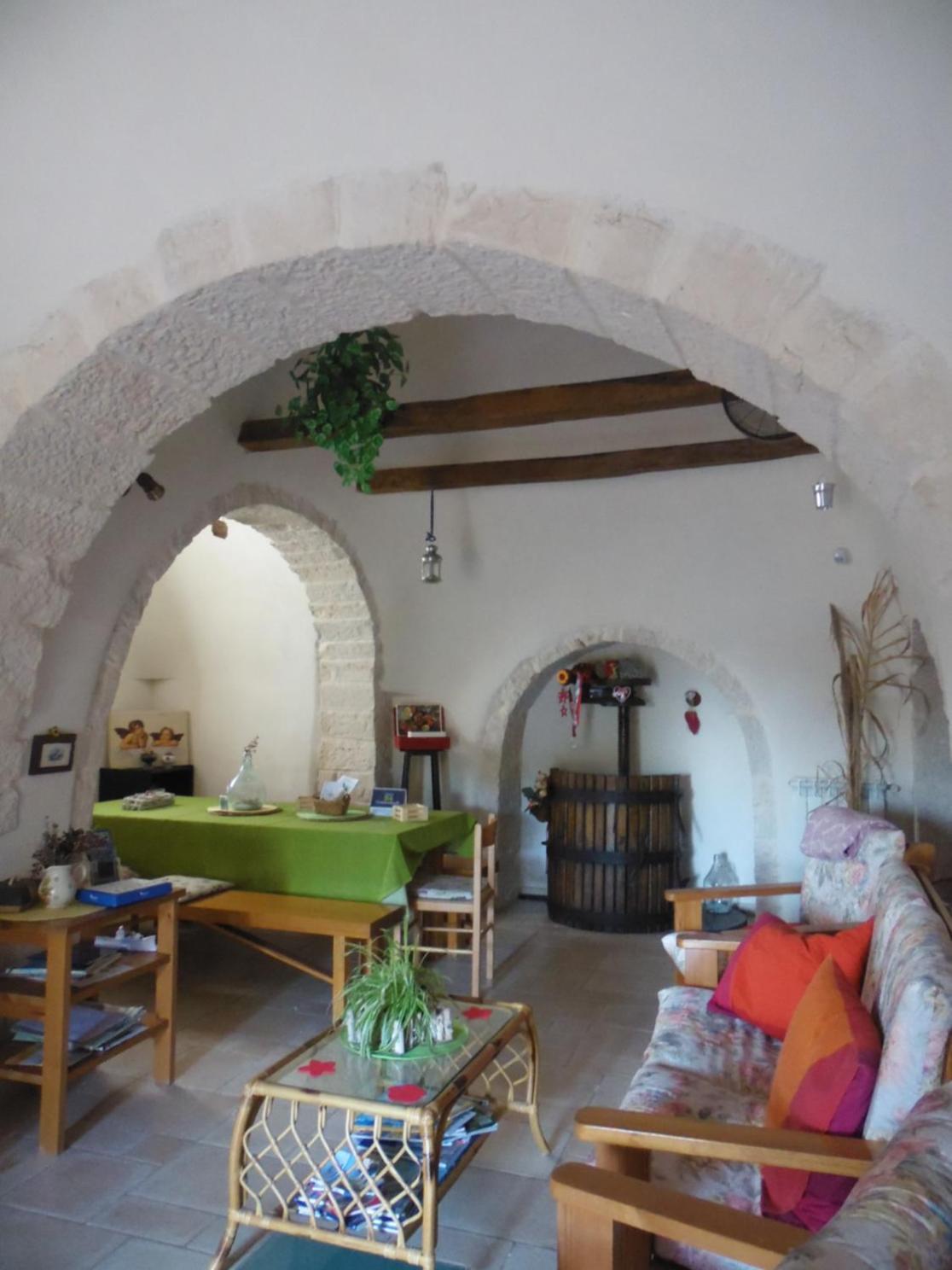 B&B Trulli Sotto La Cupa 마르티나프란카 외부 사진